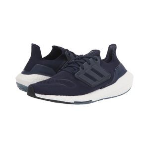 NIB Adidas Navy Women’s Ultra boost 22 sneakers running shoes Size 8